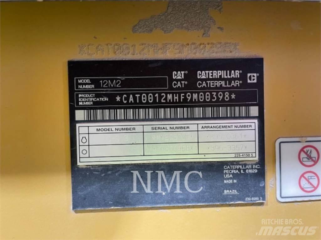 CAT 12M2 平地机/推土机