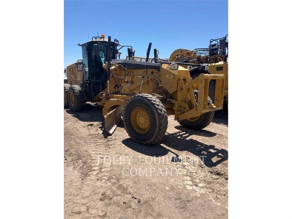 CAT 12M2 平地机/推土机