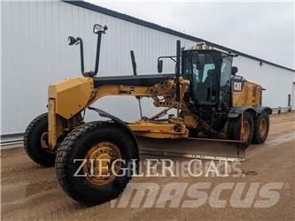 CAT 12M2AWD 平地机/推土机