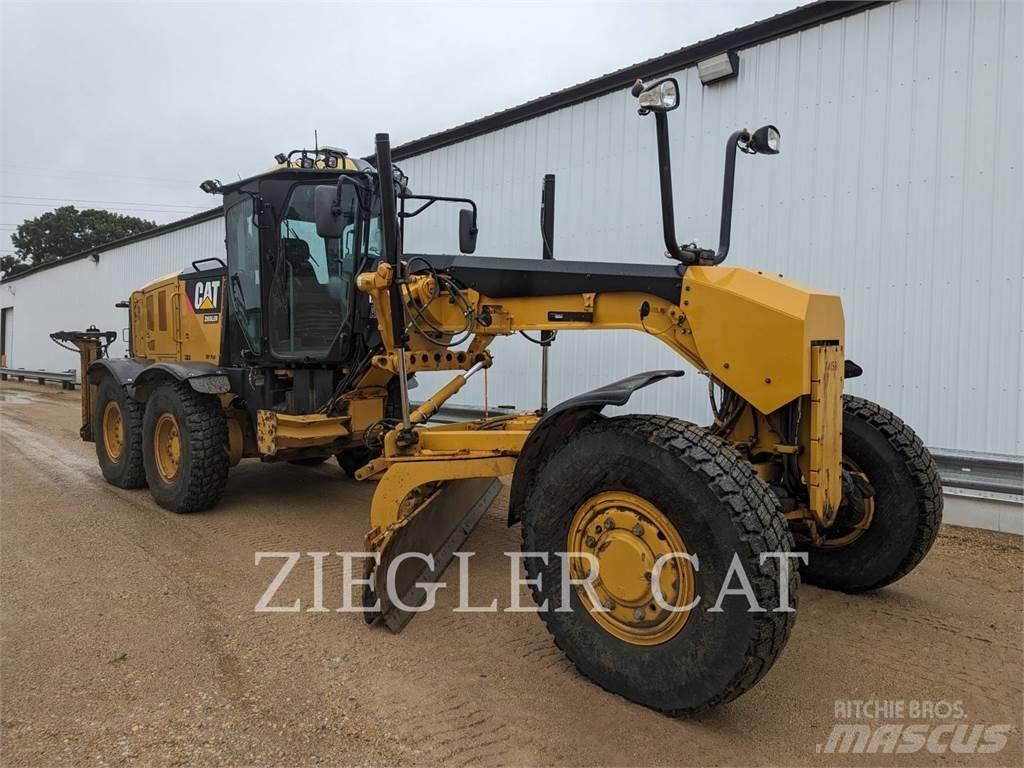 CAT 12M2AWD 平地机/推土机