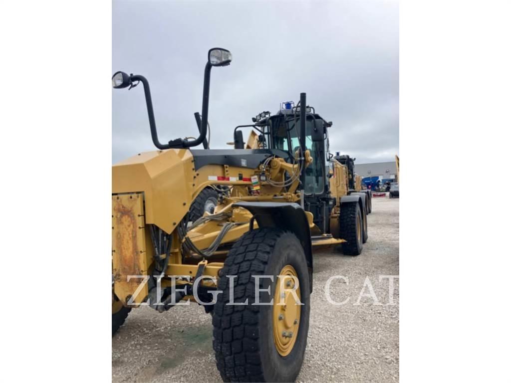 CAT 12M2AWD 平地机/推土机