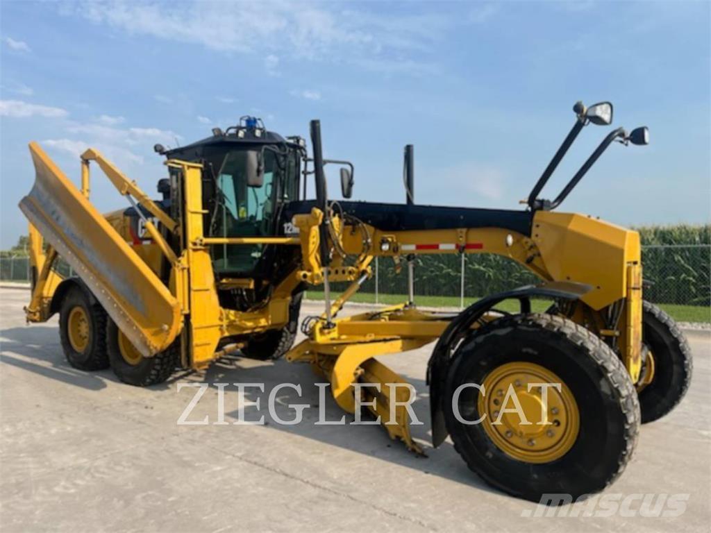 CAT 12M2AWD 平地机/推土机
