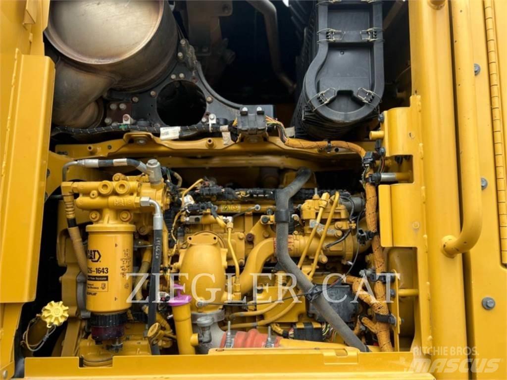 CAT 12M2AWD 平地机/推土机