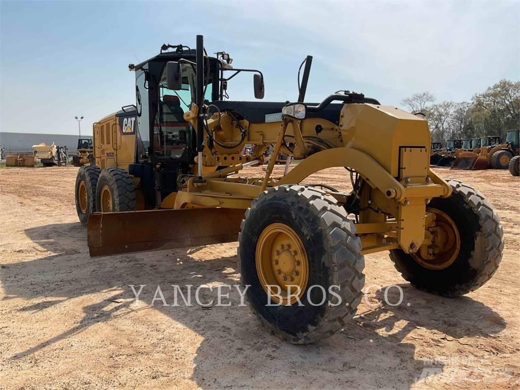 CAT 12M3 平地机/推土机