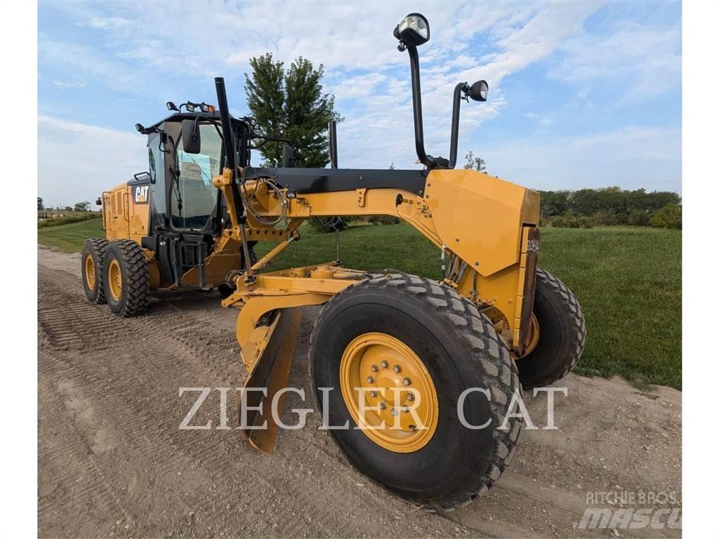 CAT 12M3 平地机/推土机