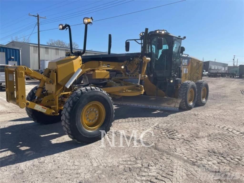 CAT 12M3 平地机/推土机