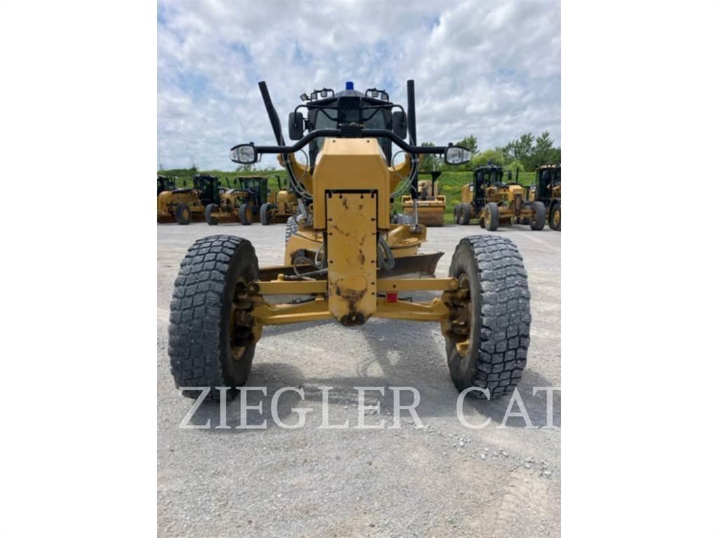 CAT 12M3 平地机/推土机