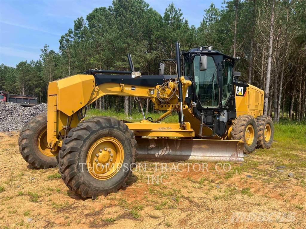 CAT 12M3 平地机/推土机