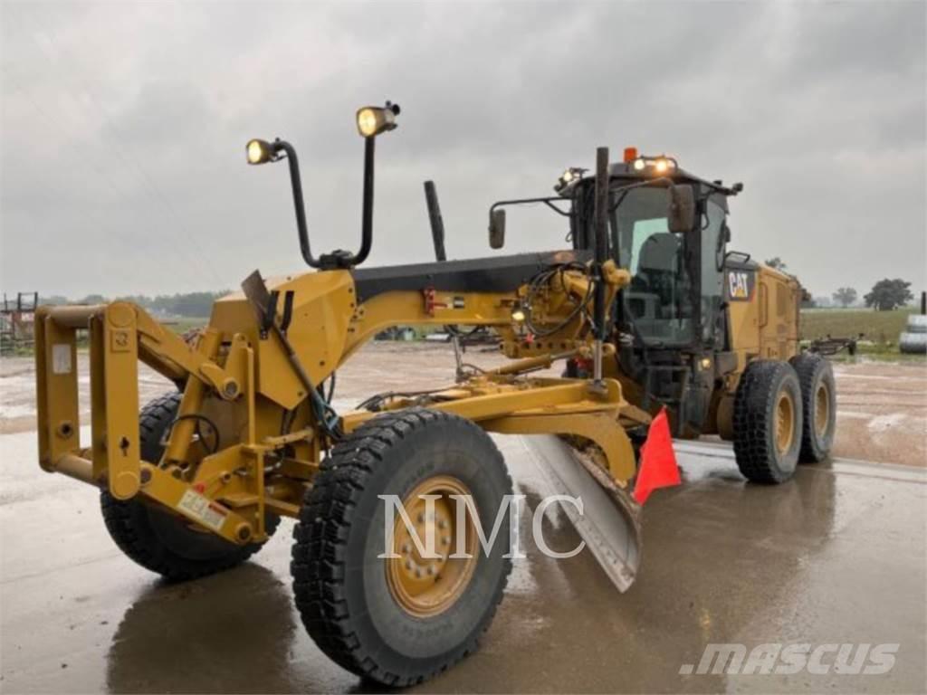 CAT 12M3 平地机/推土机