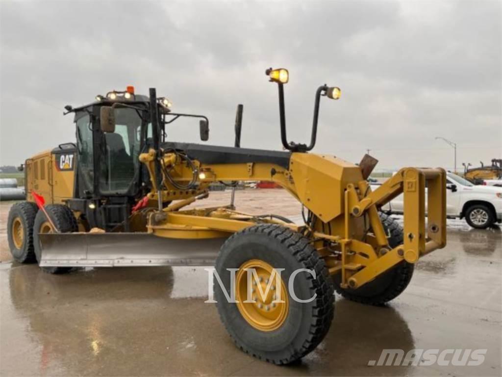 CAT 12M3 平地机/推土机