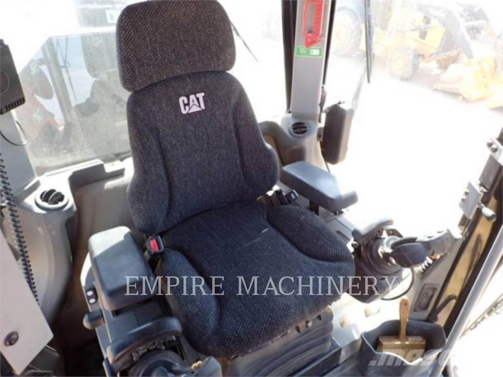 CAT 12M3 平地机/推土机