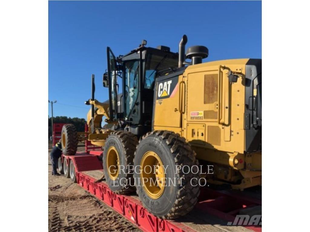 CAT 12M3 平地机/推土机