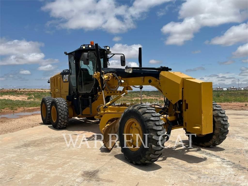CAT 12M3 AWD 平地机/推土机