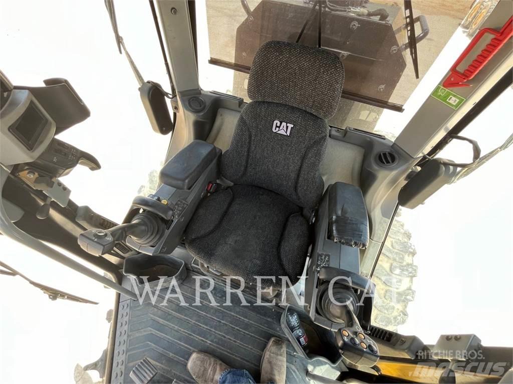 CAT 12M3 AWD 平地机/推土机