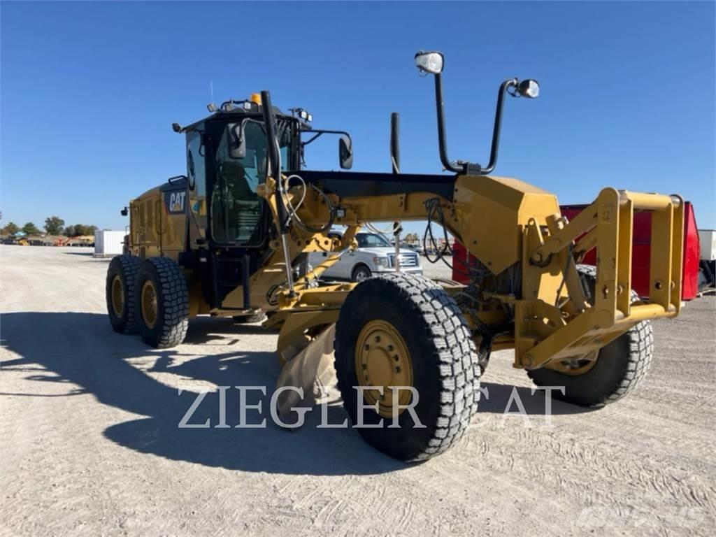 CAT 12M3AWD 平地机/推土机