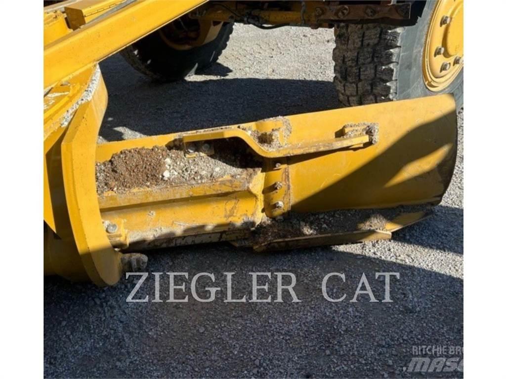 CAT 12M3AWD 平地机/推土机