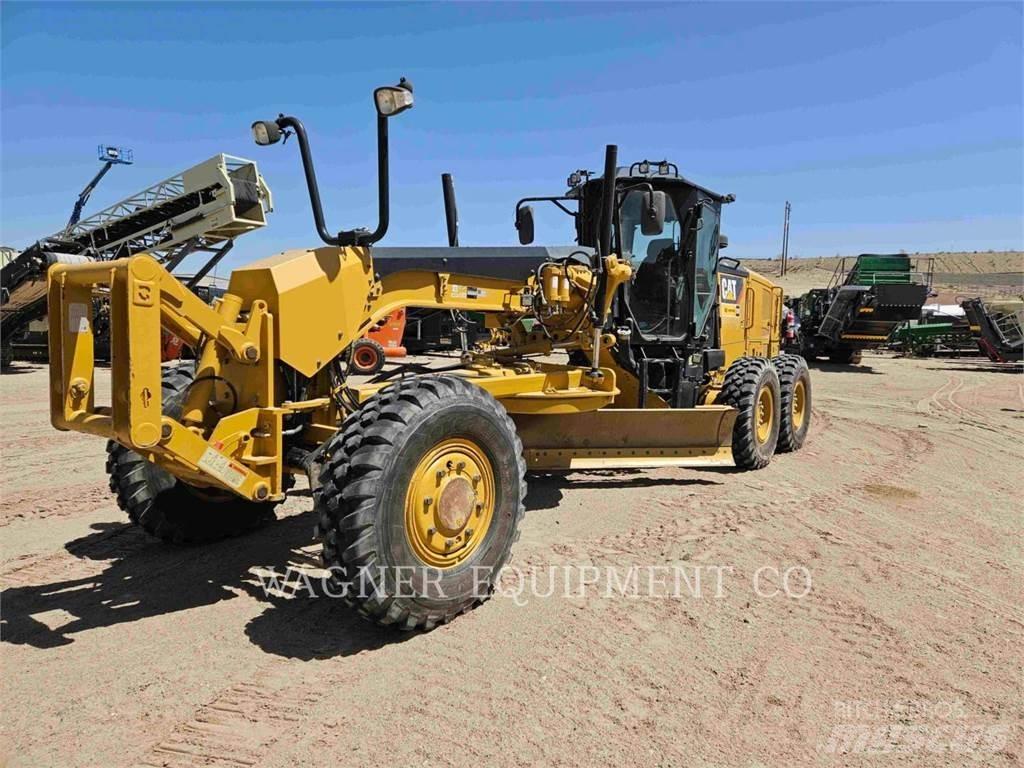 CAT 12M3AWD 平地机/推土机