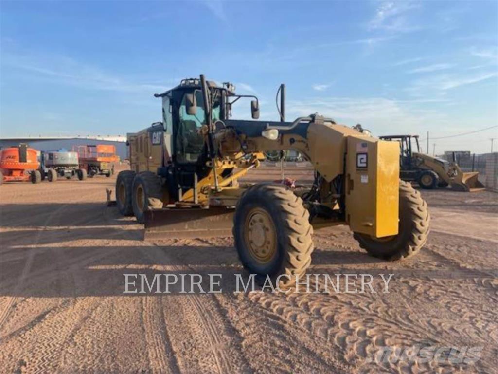 CAT 12M3AWD TR 平地机/推土机