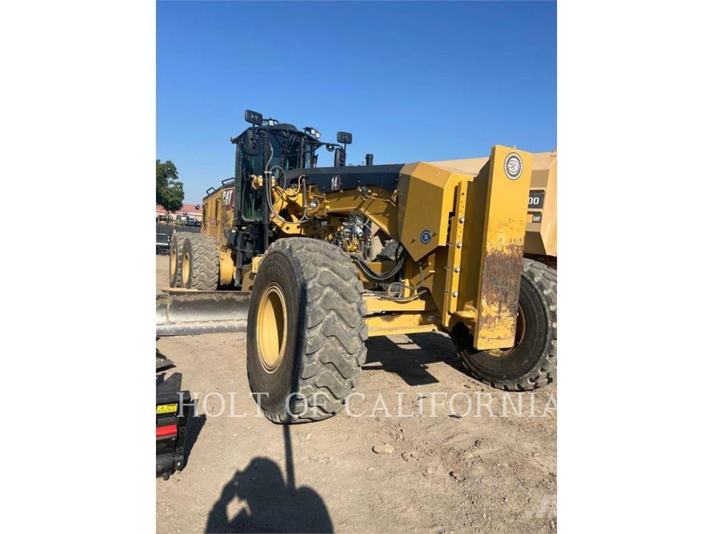 CAT 14 平地机/推土机