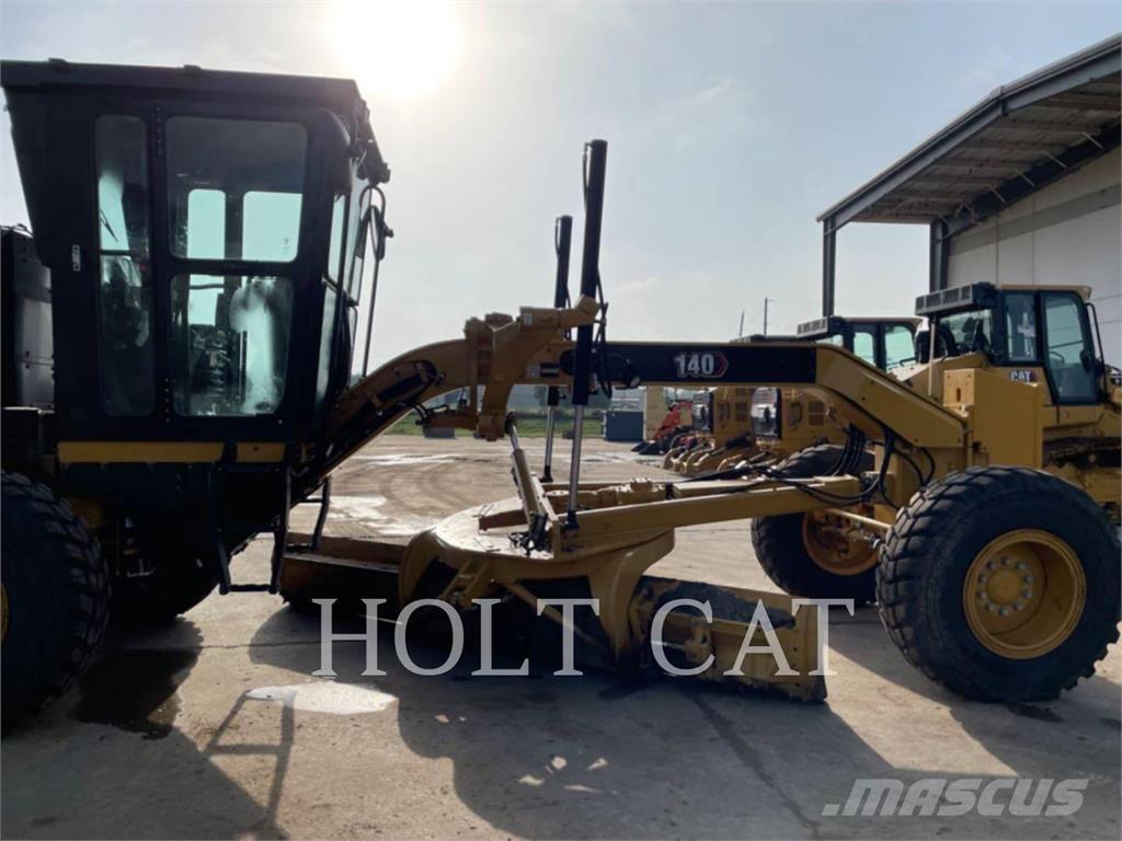 CAT 140 平地机/推土机
