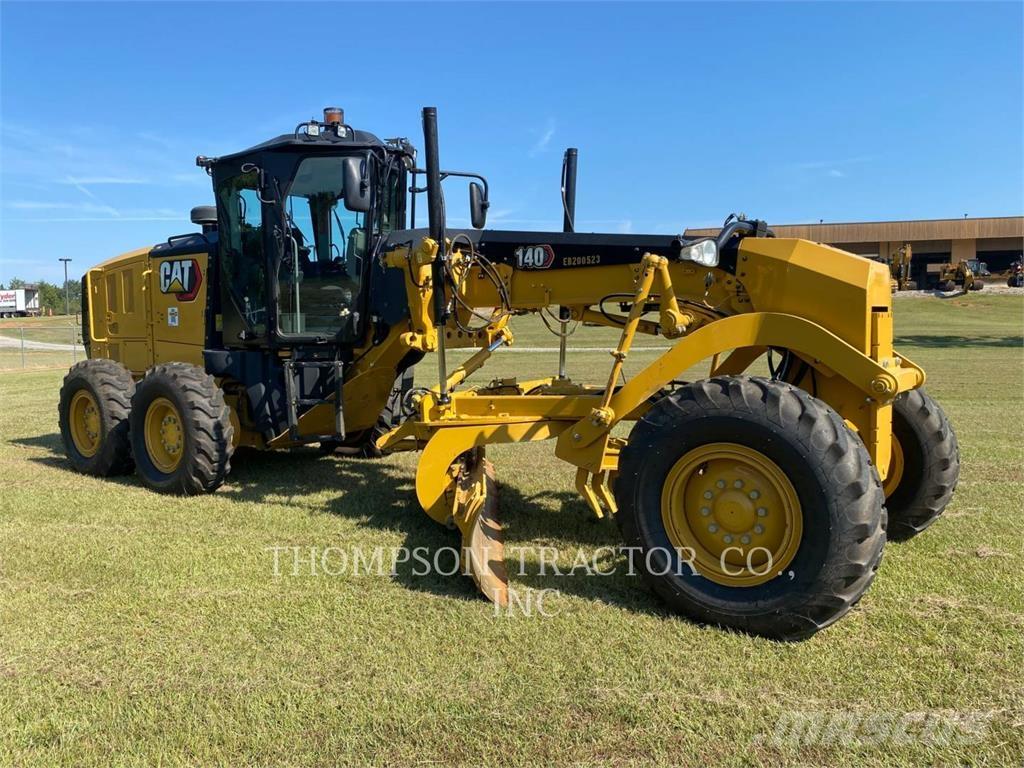 CAT 140 平地机/推土机