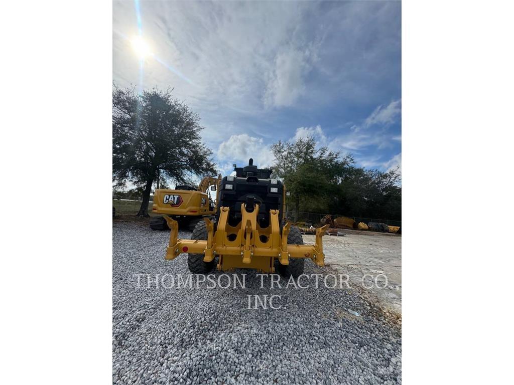 CAT 140 平地机/推土机
