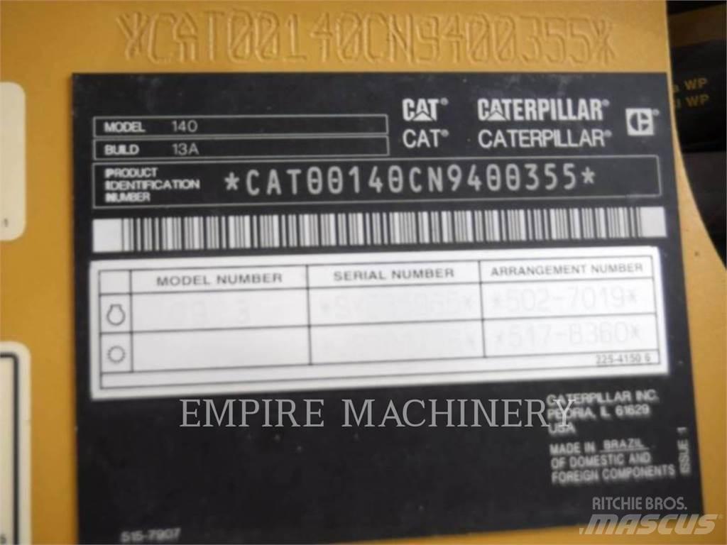 CAT 140-13 平地机/推土机