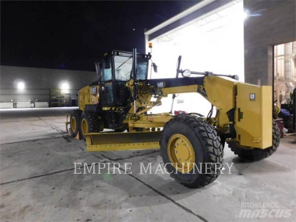 CAT 140-13 AWD 平地机/推土机