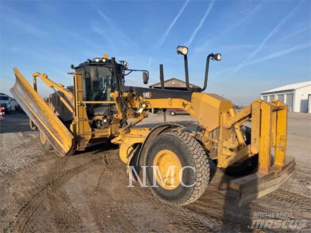 CAT 140-15AWD 平地机/推土机