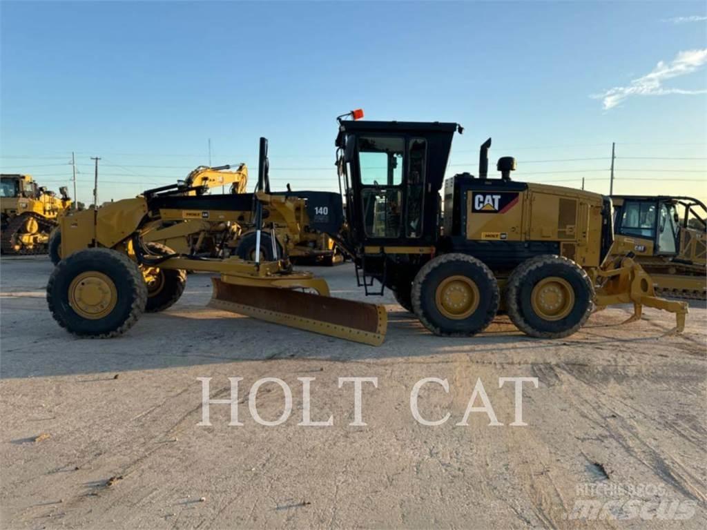 CAT 140 AWD 平地机/推土机