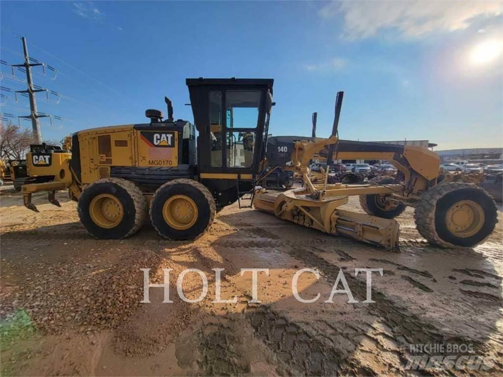CAT 140 AWD 平地机/推土机