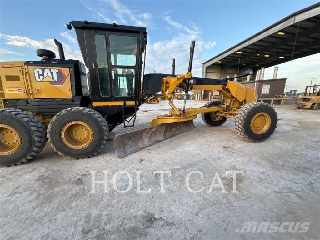CAT 140 AWD 平地机/推土机