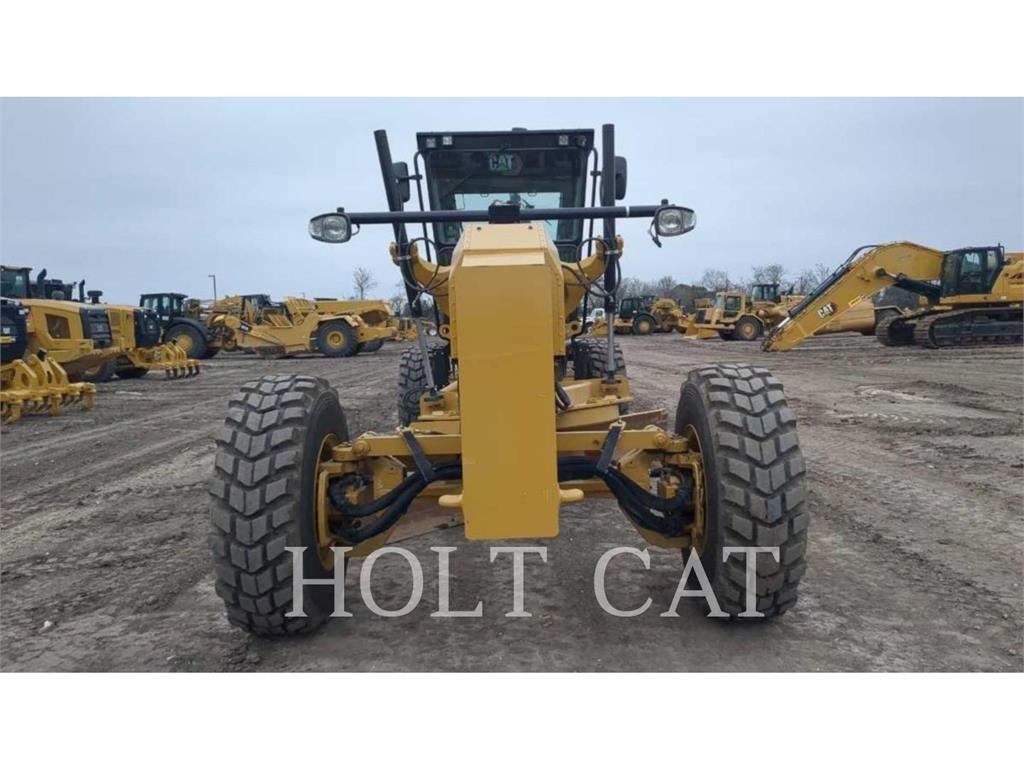 CAT 140 AWD 平地机/推土机