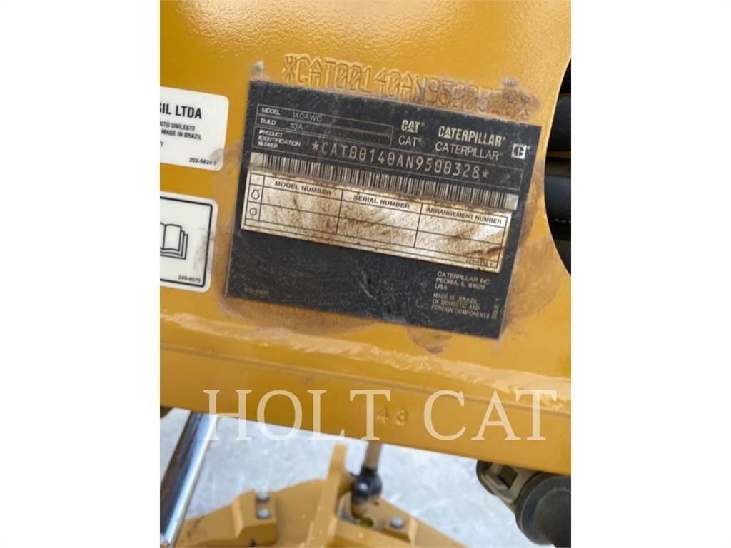 CAT 140 AWD 平地机/推土机