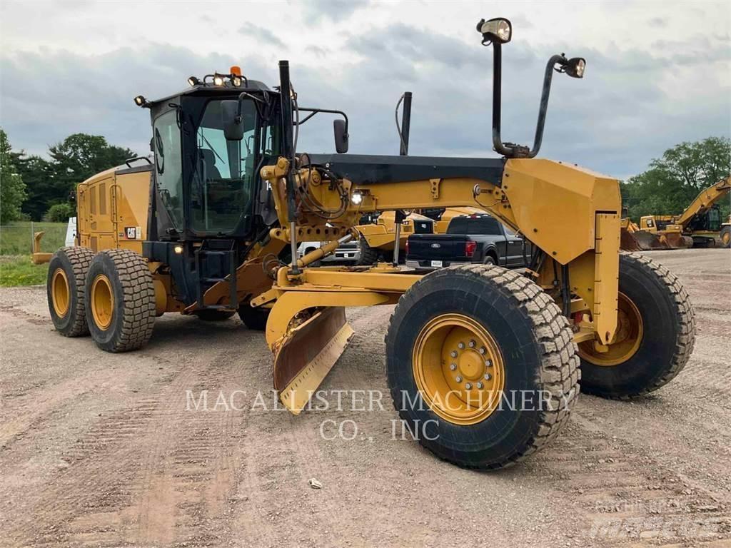 CAT 140 M2 平地机/推土机