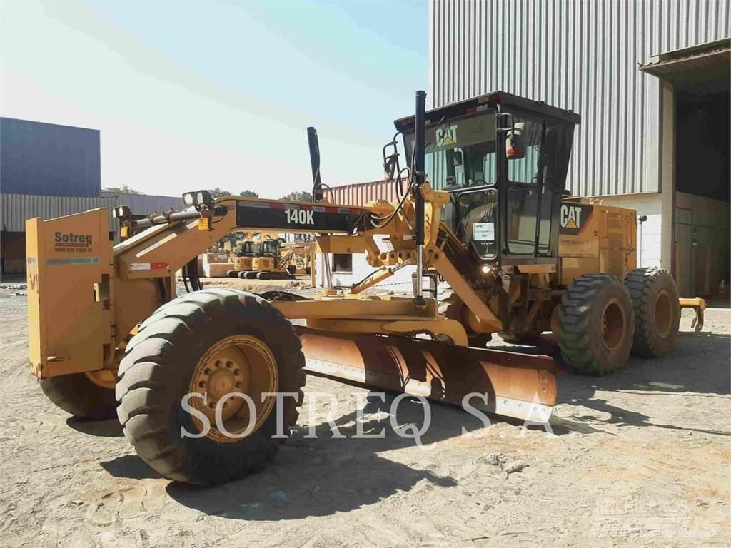 CAT 140K 平地机/推土机