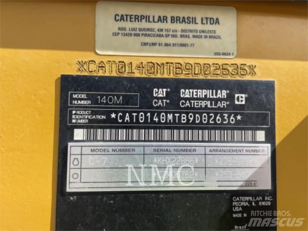 CAT 140M 平地机/推土机