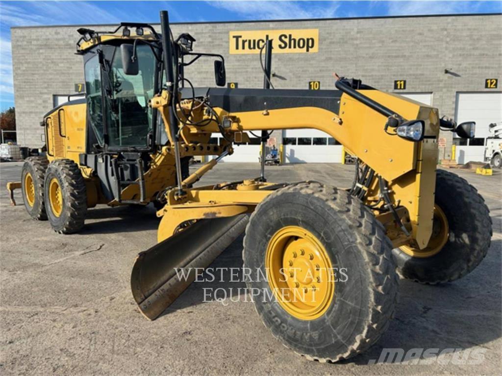 CAT 140M 平地机/推土机