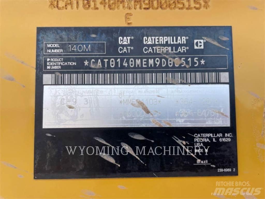 CAT 140M 2 平地机/推土机