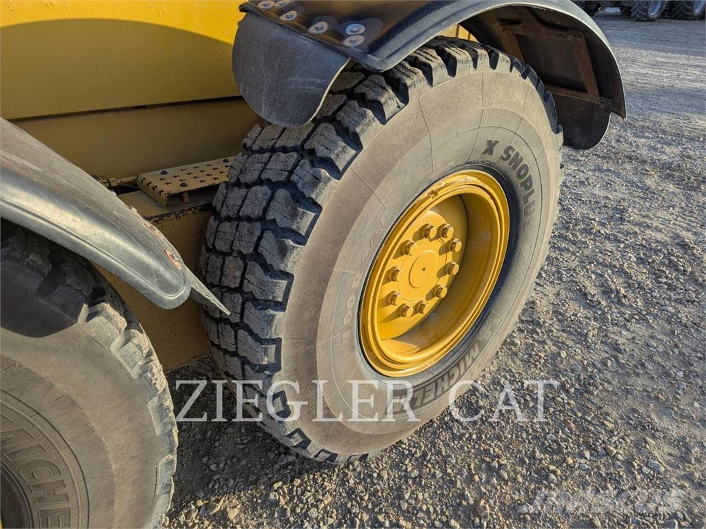 CAT 140M2 平地机/推土机