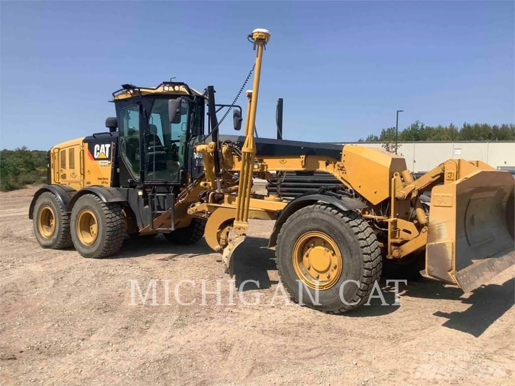 CAT 140M2 AWD 平地机/推土机
