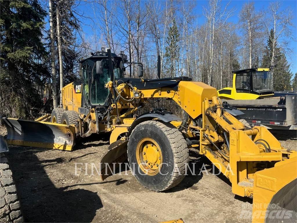 CAT 140M2 AWD 平地机/推土机