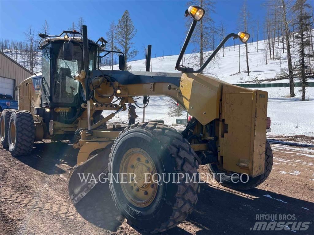 CAT 140M2 AWD 平地机/推土机