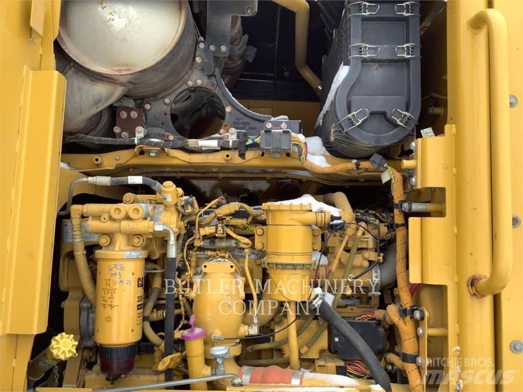 CAT 140M2AWD 平地机/推土机