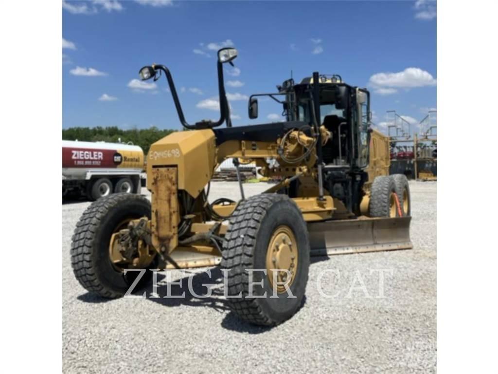 CAT 140M2AWD 平地机/推土机