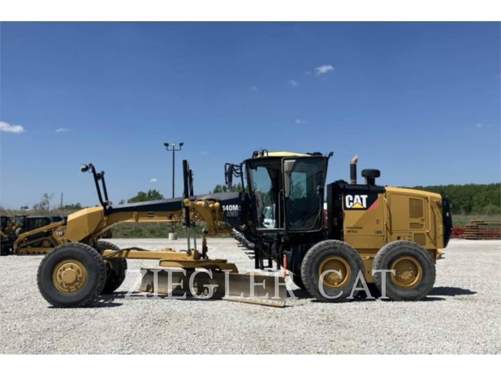 CAT 140M2AWD 平地机/推土机