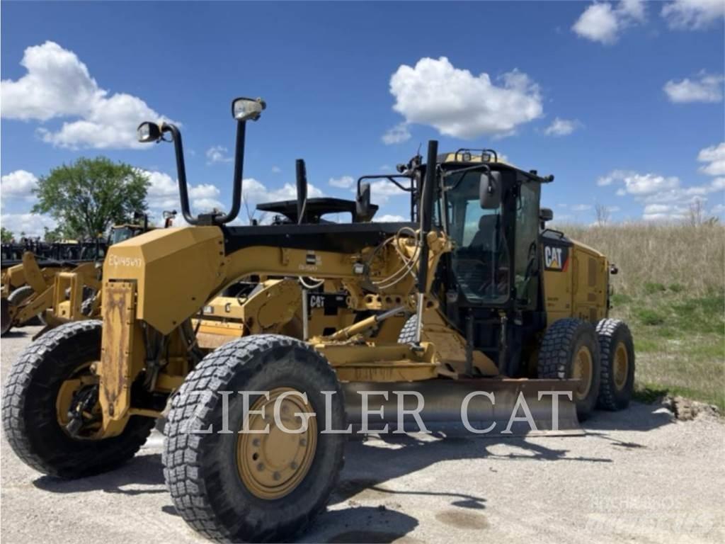 CAT 140M2AWD 平地机/推土机