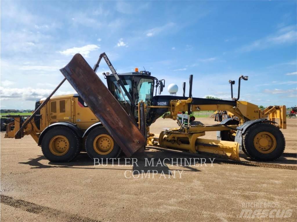 CAT 140M2AWD 平地机/推土机