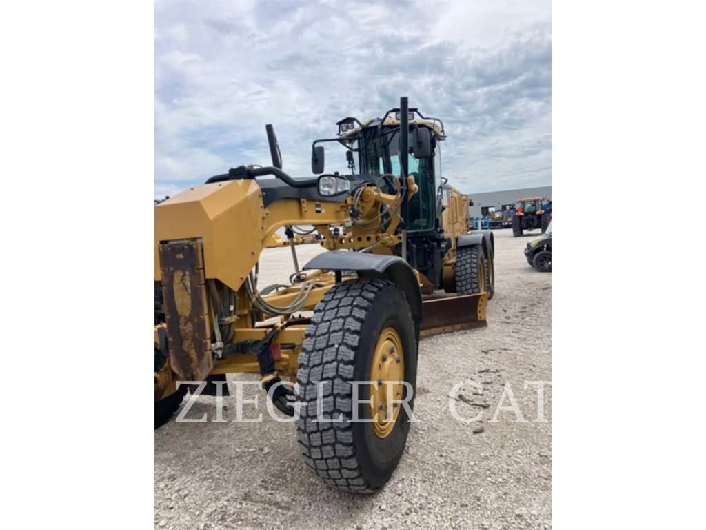 CAT 140M2AWD 平地机/推土机