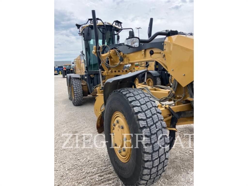 CAT 140M2AWD 平地机/推土机